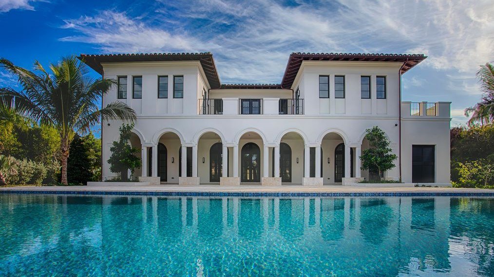 Large-Format Luxury Home Renovation